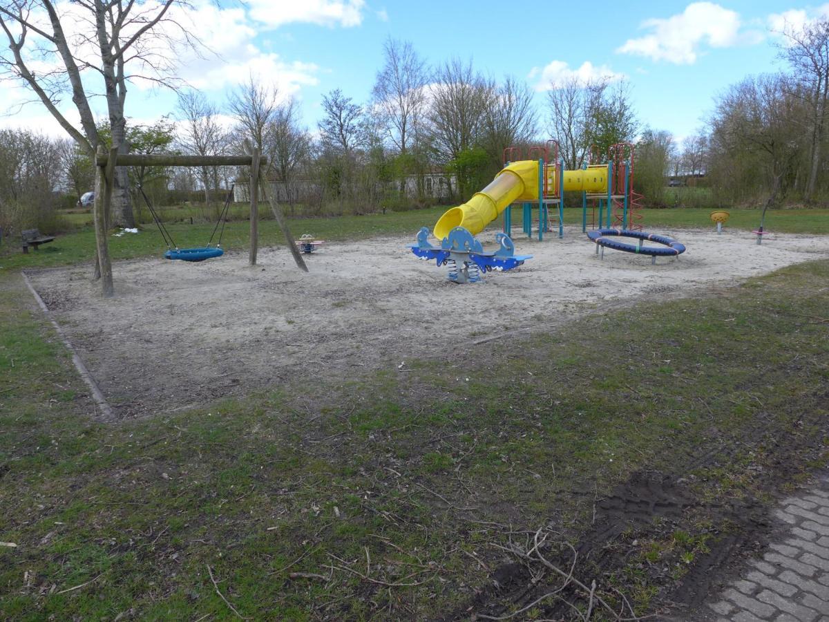 Family Home Grill, Beach, Relax - Workum Exteriör bild