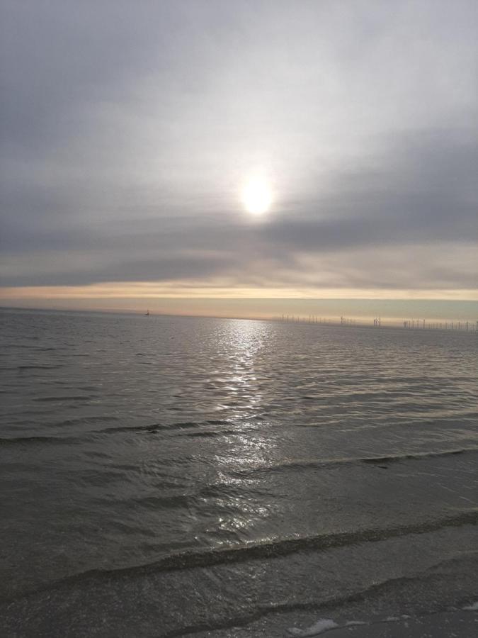 Family Home Grill, Beach, Relax - Workum Exteriör bild